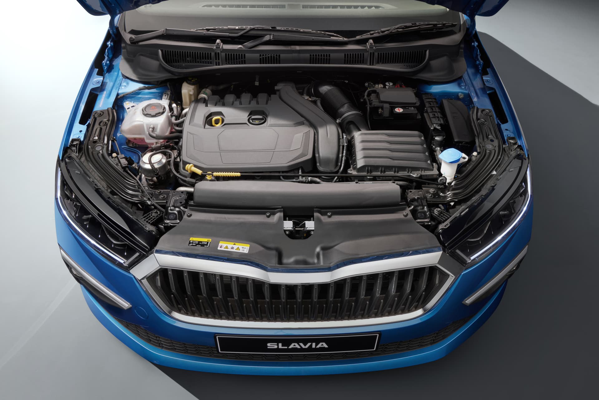 Skoda Slavia 2022 09 Motor Tsi