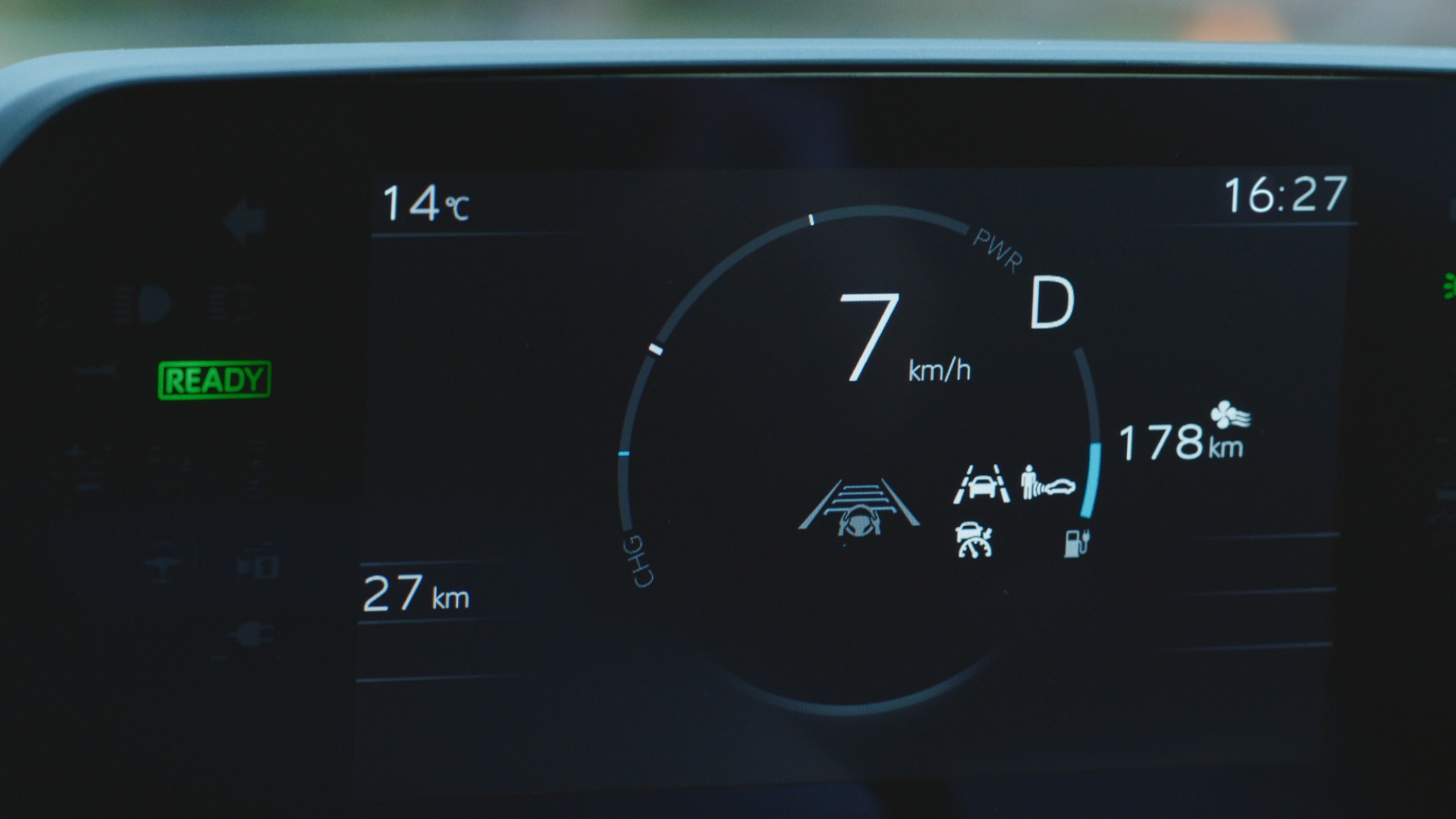 Subaru Solterra 2022 13