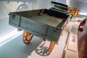 Daimler Motor Lastwagen Von 1898: 1,25 Tonnen Nutzlast Mit Nur 4,1 Kw (5,6 Ps) Daimler Motorised Truck From 1898: 1.25 Tonne Payload With Just 4.1 Kw (5.6 Hp)