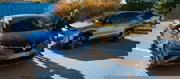Comparativa Renault Captur Toyota Yaris Cross