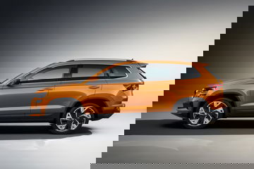Skoda Karoq 2022 03 Exterior Lateral Naranja