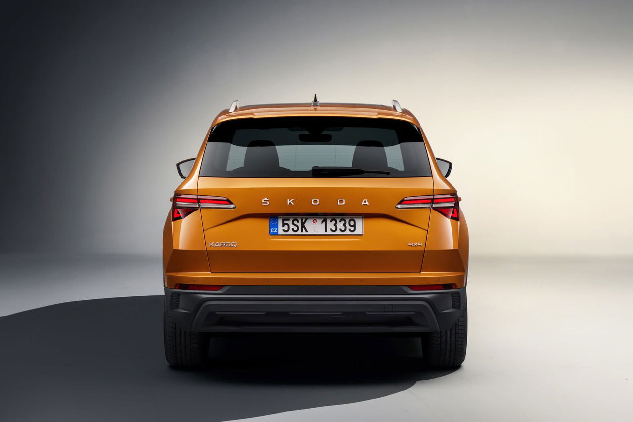 Skoda Karoq 2022 05 Exterior Trasera Naranja