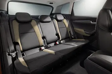 Skoda Karoq 2022 13 Interior Asientos Traseros