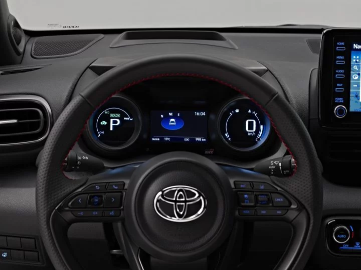 Toyota Yaris Gr Sport 2022 5 Interior