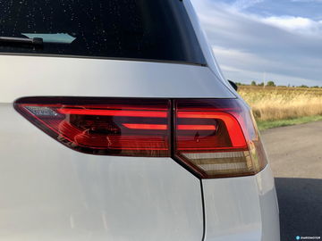 Vw Golf Mk8 Blanco 05