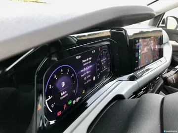 Vw Golf Mk8 Interior 06