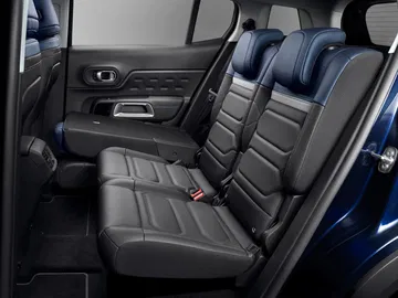 Vista de los lujosos asientos de cuero del Citroën C5 Aircross.