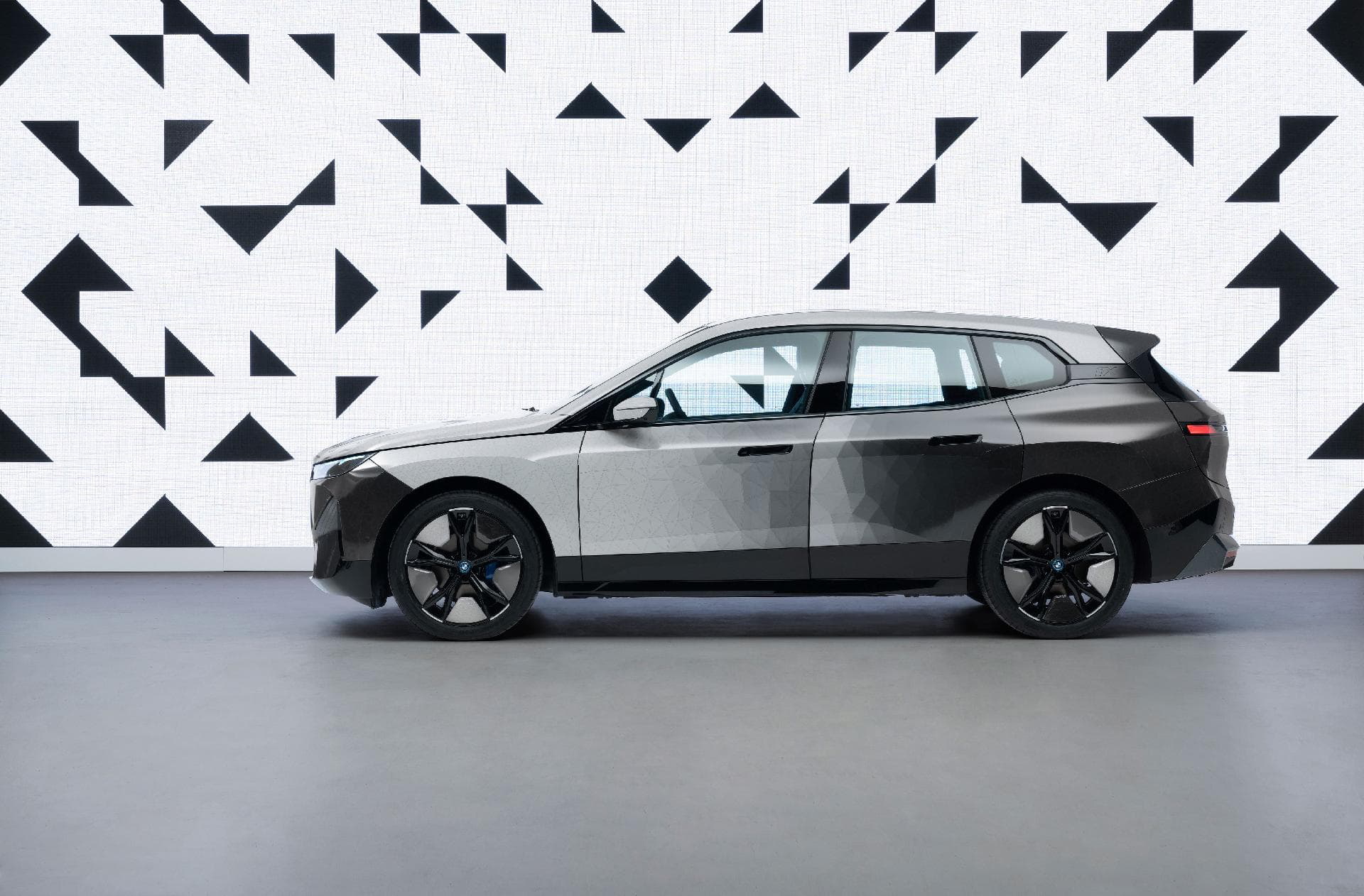 Bmw Ix Flow 12