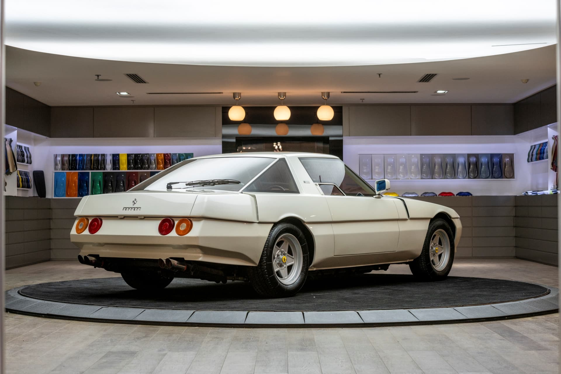 Ferrari Meera S 1983 02
