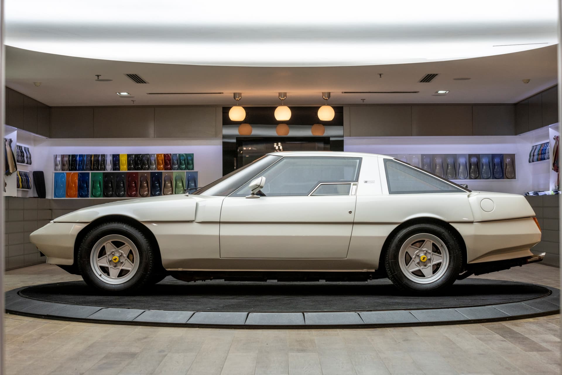 Ferrari Meera S 1983 05
