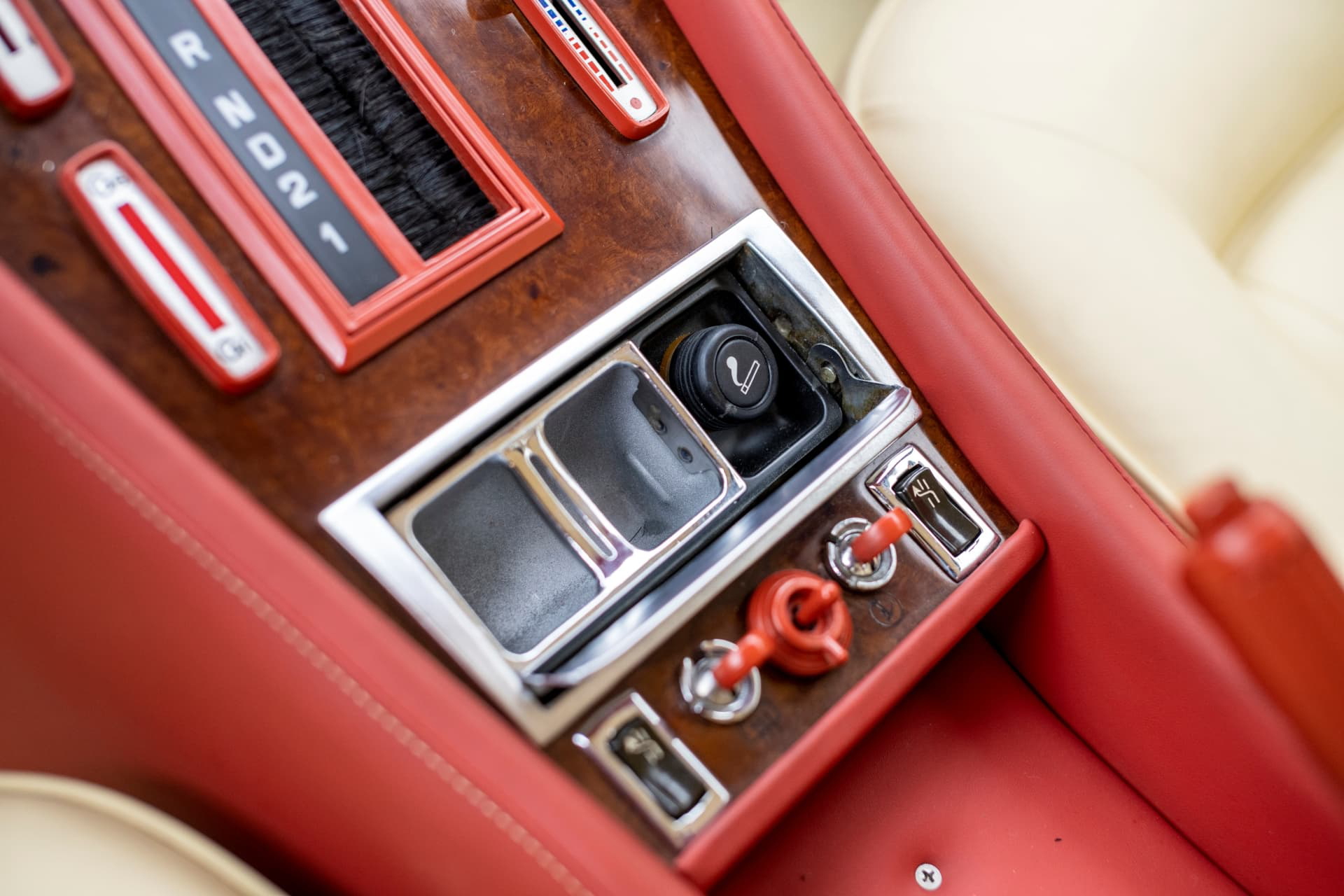 Ferrari Meera S 1983 08