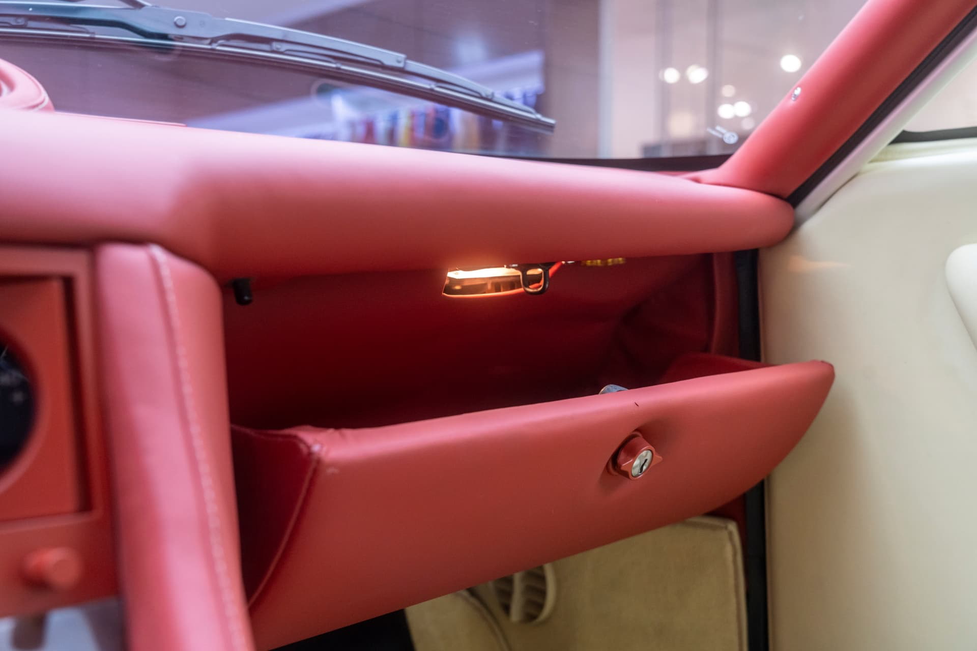 Ferrari Meera S 1983 10