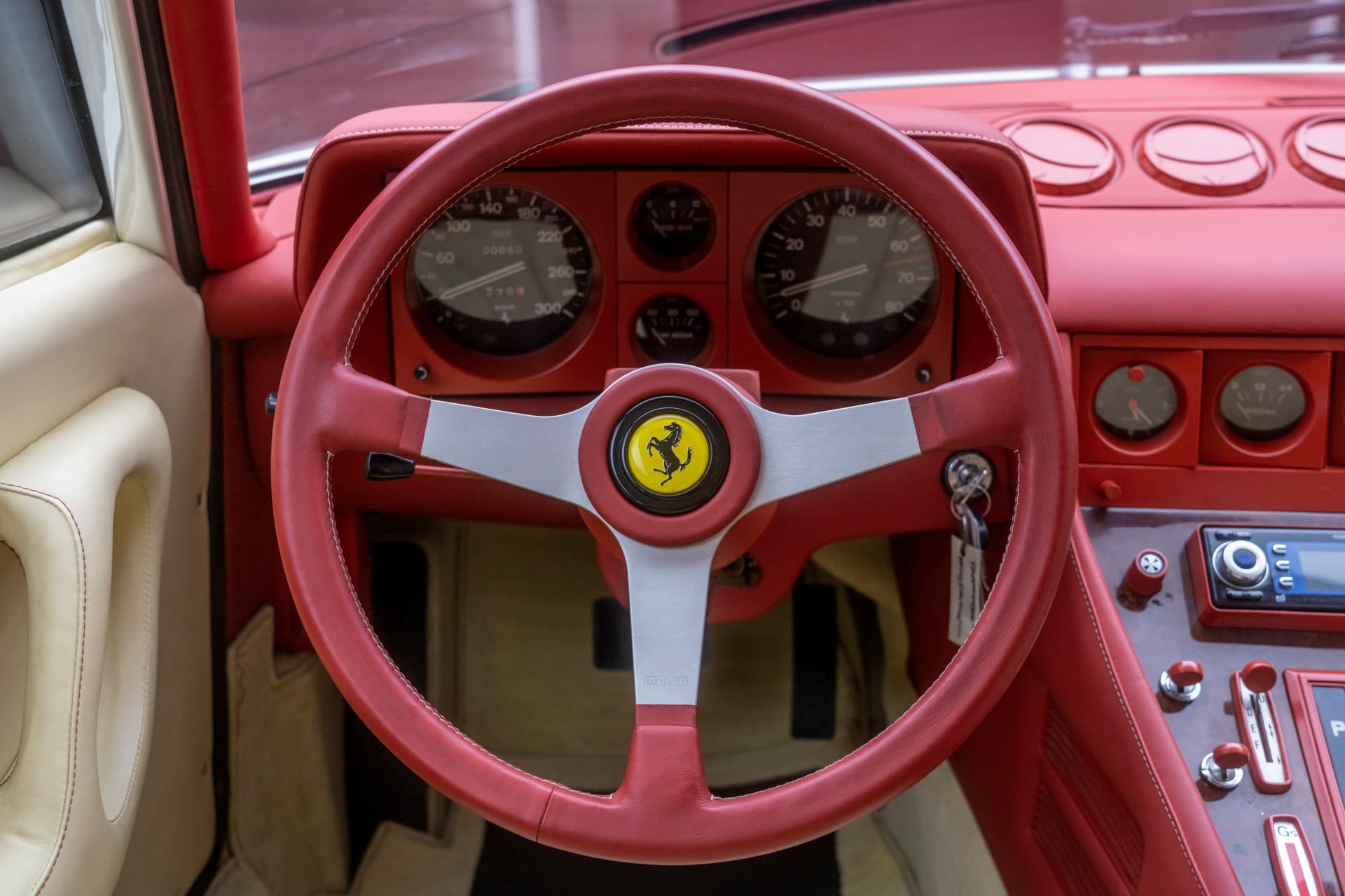 Ferrari Meera S 1983 13
