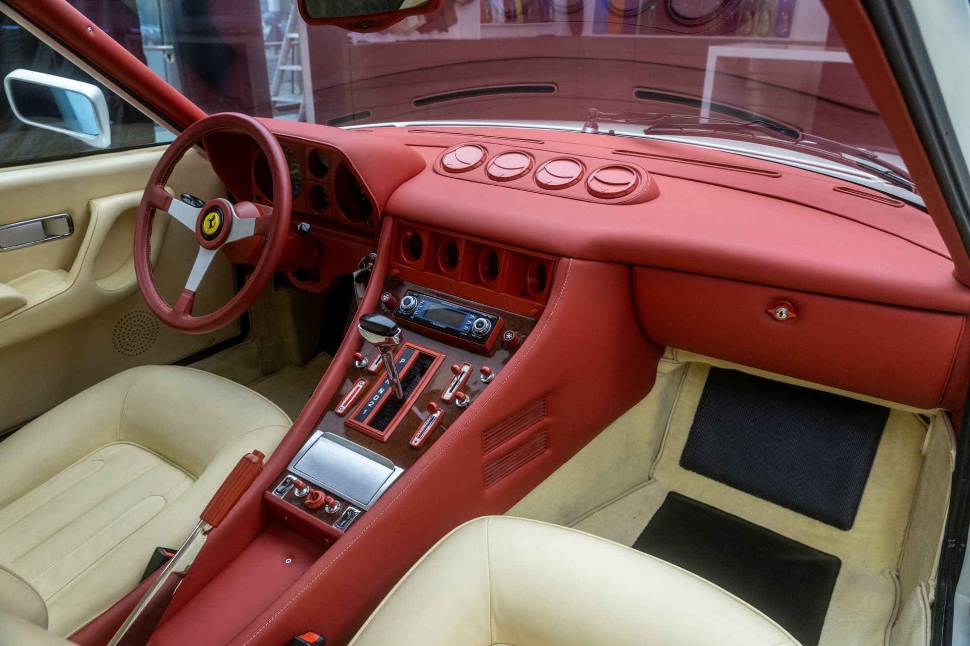 Ferrari Meera S 1983 26