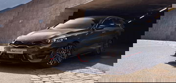 El Kia ProCeed muestra su perfil deportivo y dinámico.