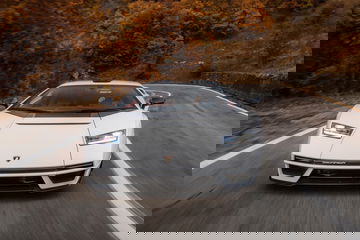 Lamborghini Countach 2022 01