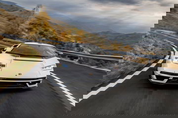 Lamborghini Countach 2022 02