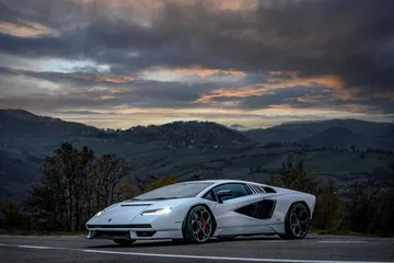 Lamborghini Countach 2022 15