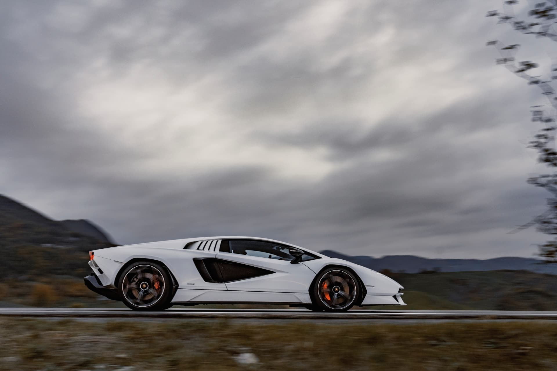 Lamborghini Countach 2022 17