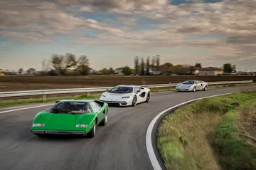 Lamborghini Countach 2022 18