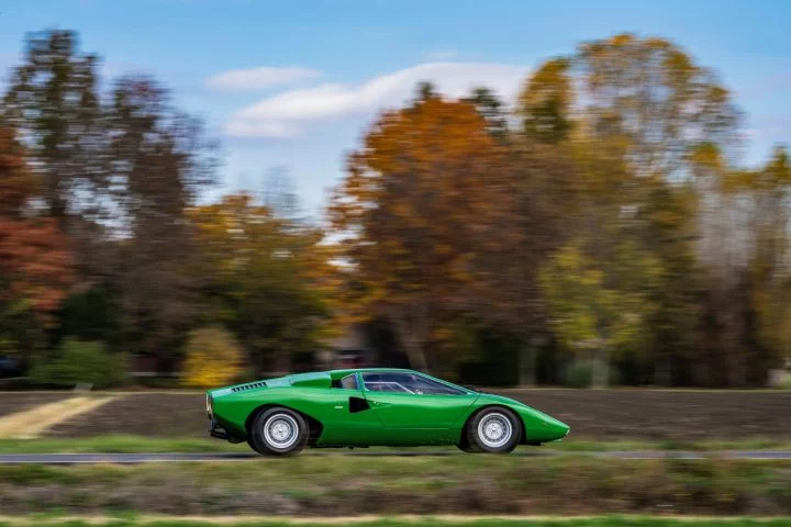 Lamborghini Countach 2022 22