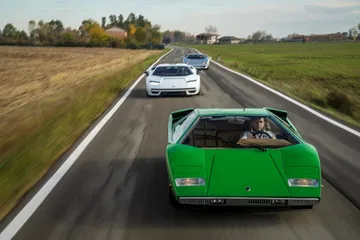 Lamborghini Countach 2022 25
