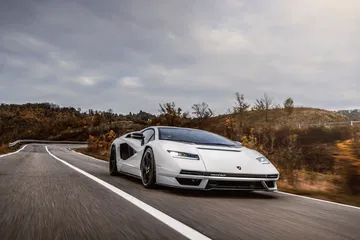 Lamborghini Countach 2022 31
