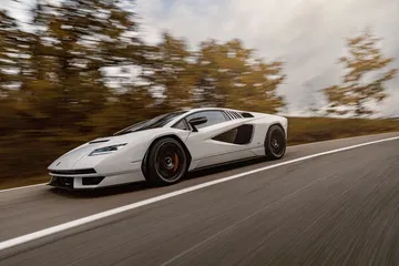 Lamborghini Countach 2022 39