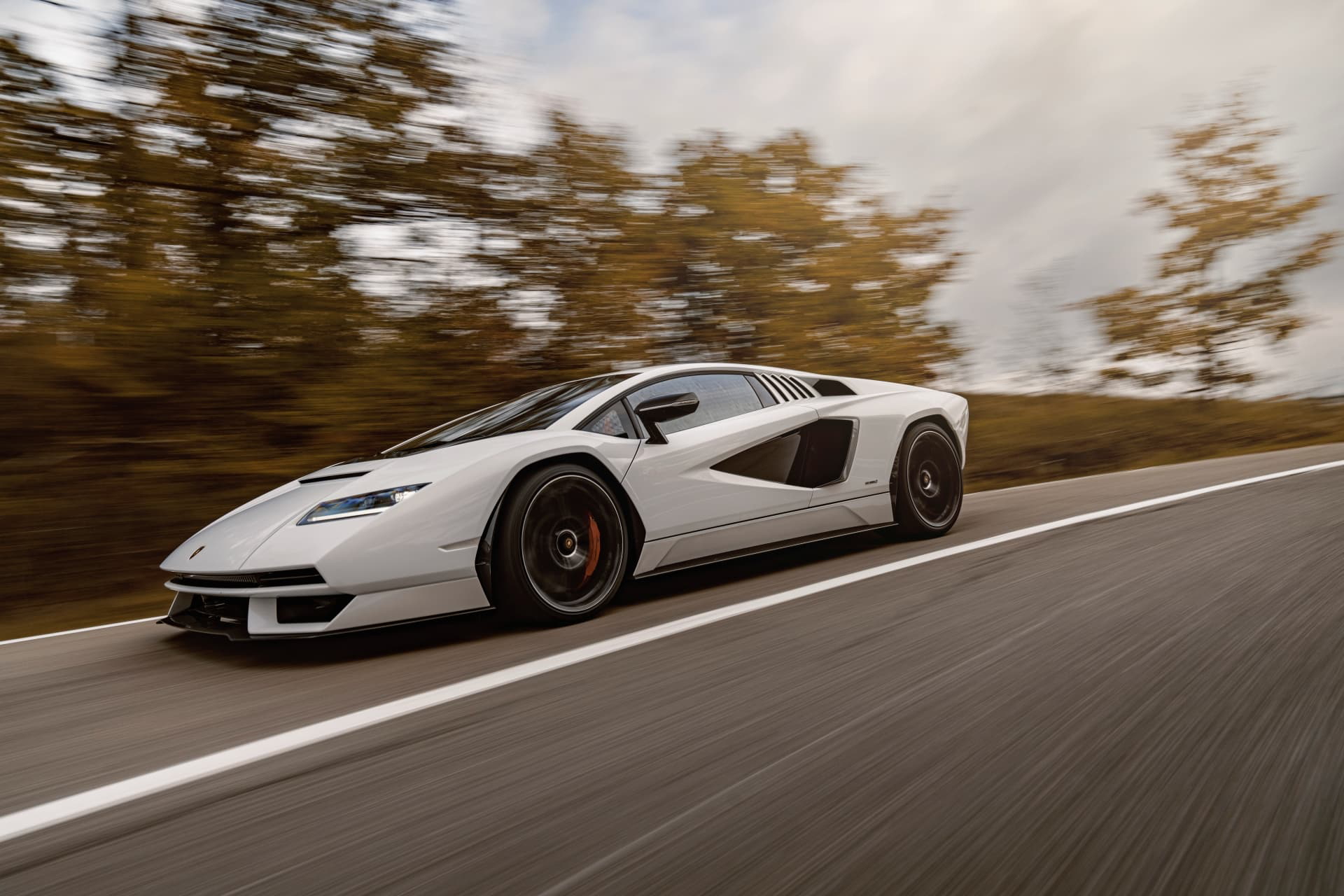 Lamborghini Countach 2022 39