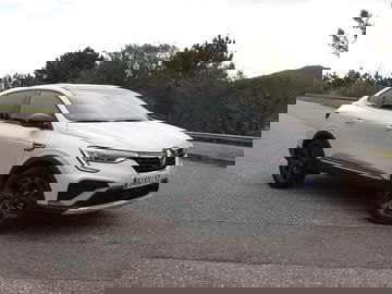 Prueba Renault Arkana E Tech 18