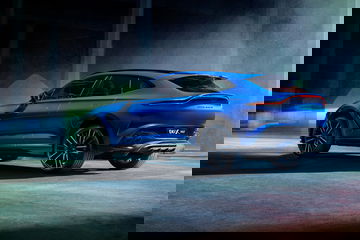 Aston Martin Dbx 707 2022 05