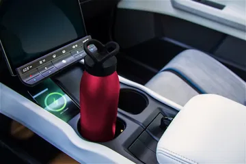 Fisker Ocean 2022 14 Interior Consola Central