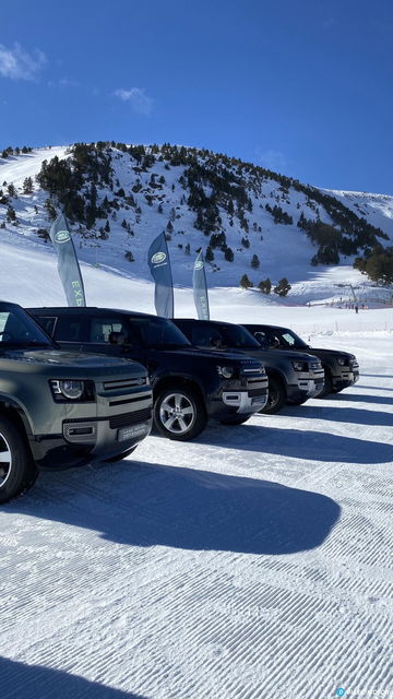 Land Rover Defender Nieve 00026