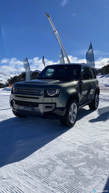 Land Rover Defender Nieve 00028
