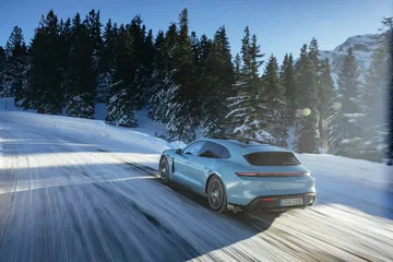 Prueba Porsche Taycan 4s Sport Turismo Frozen Blue 2