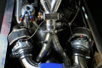 Toyota Quantum V12 10