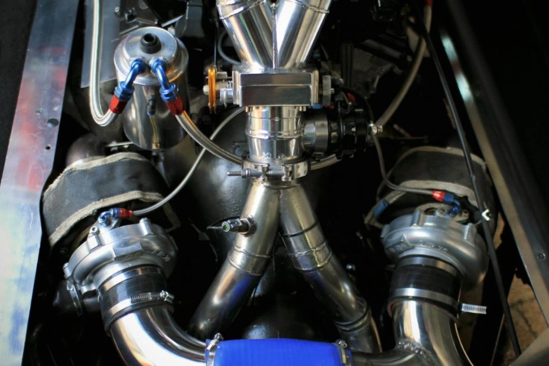 Toyota Quantum V12 10