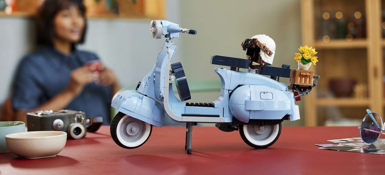 Vespa 125 Lego P