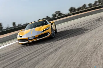 Ferrari 296 Gtb Prueba 2022 384