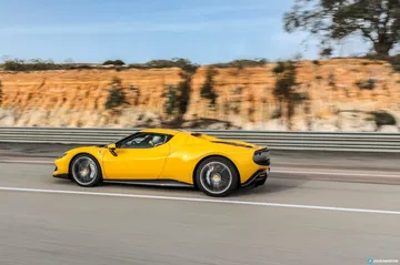 Ferrari 296 Gtb Prueba 2022 399