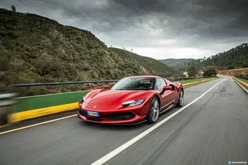 Ferrari 296 Gtb Prueba 2022 450