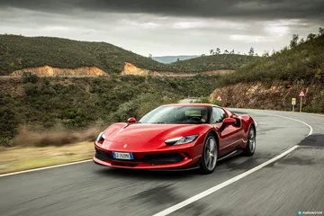 Ferrari 296 Gtb Prueba 2022 460