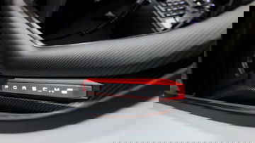 Porsche Mission R 06