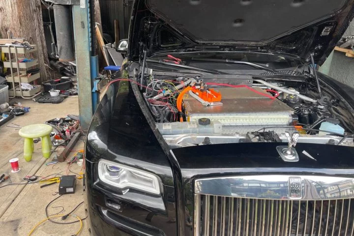 Rolls Royce Wraith Electrico 03