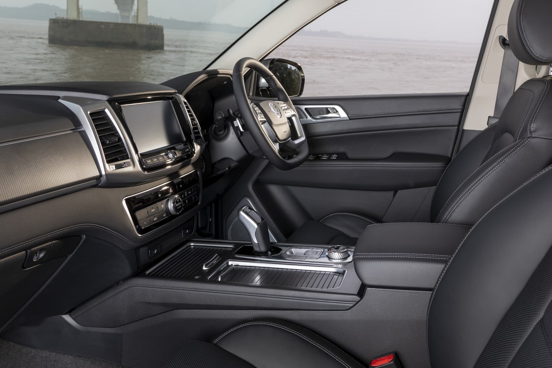 Ssangyong Rexton 2022 38