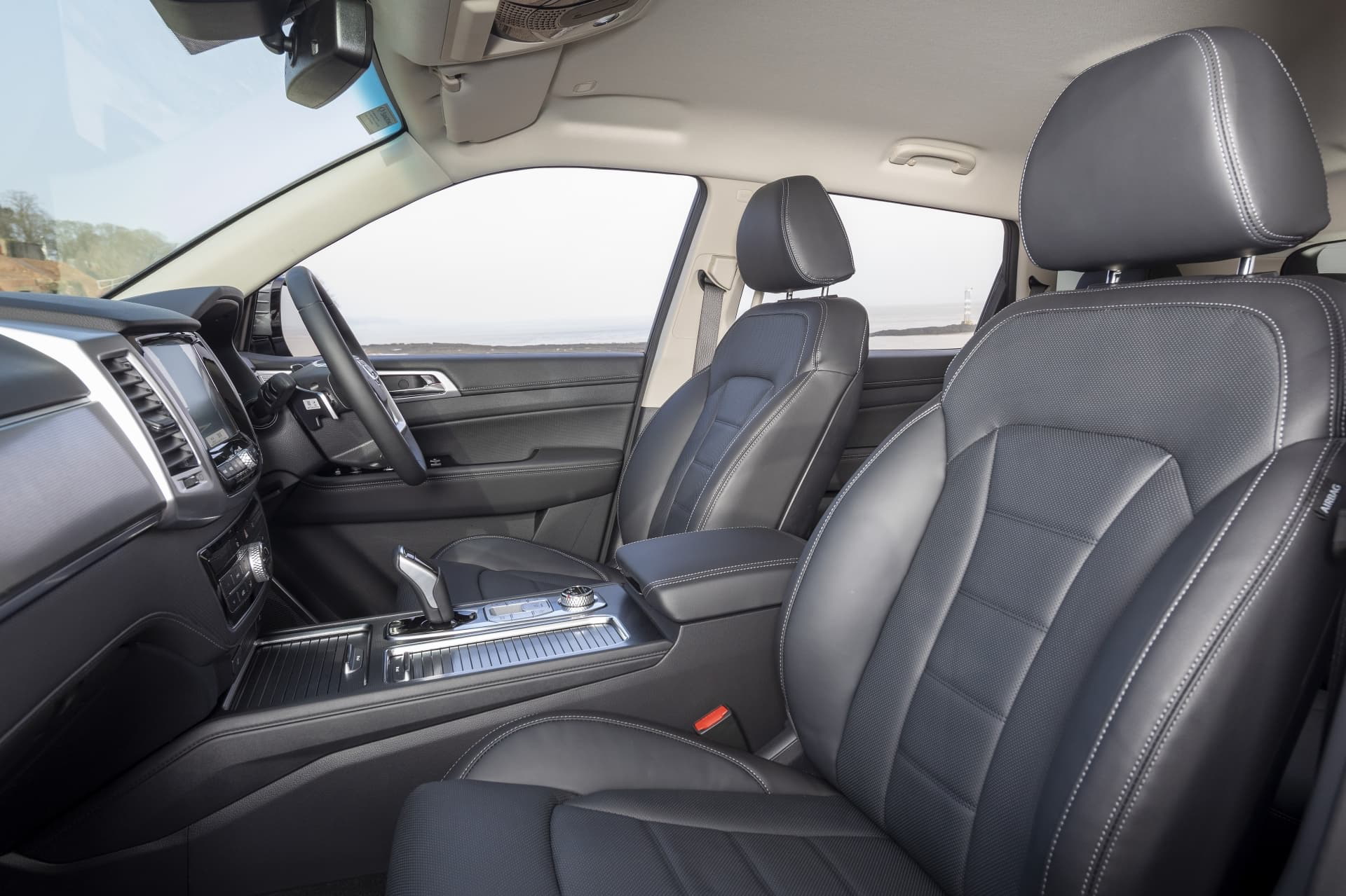 Ssangyong Rexton 2022 42