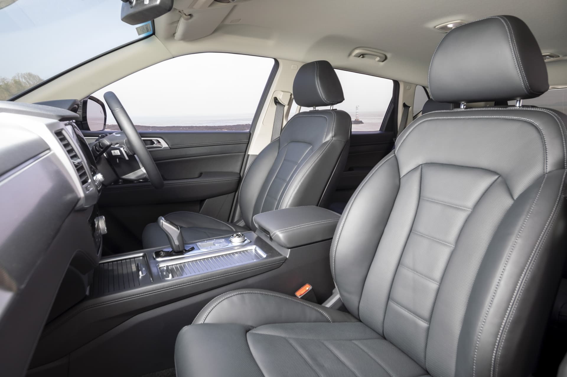 Ssangyong Rexton 2022 43