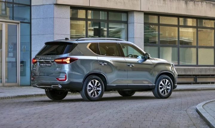 Ssangyong Rexton 2022 90