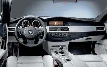 Bmw Serie 5 M5 E60 05 Interior