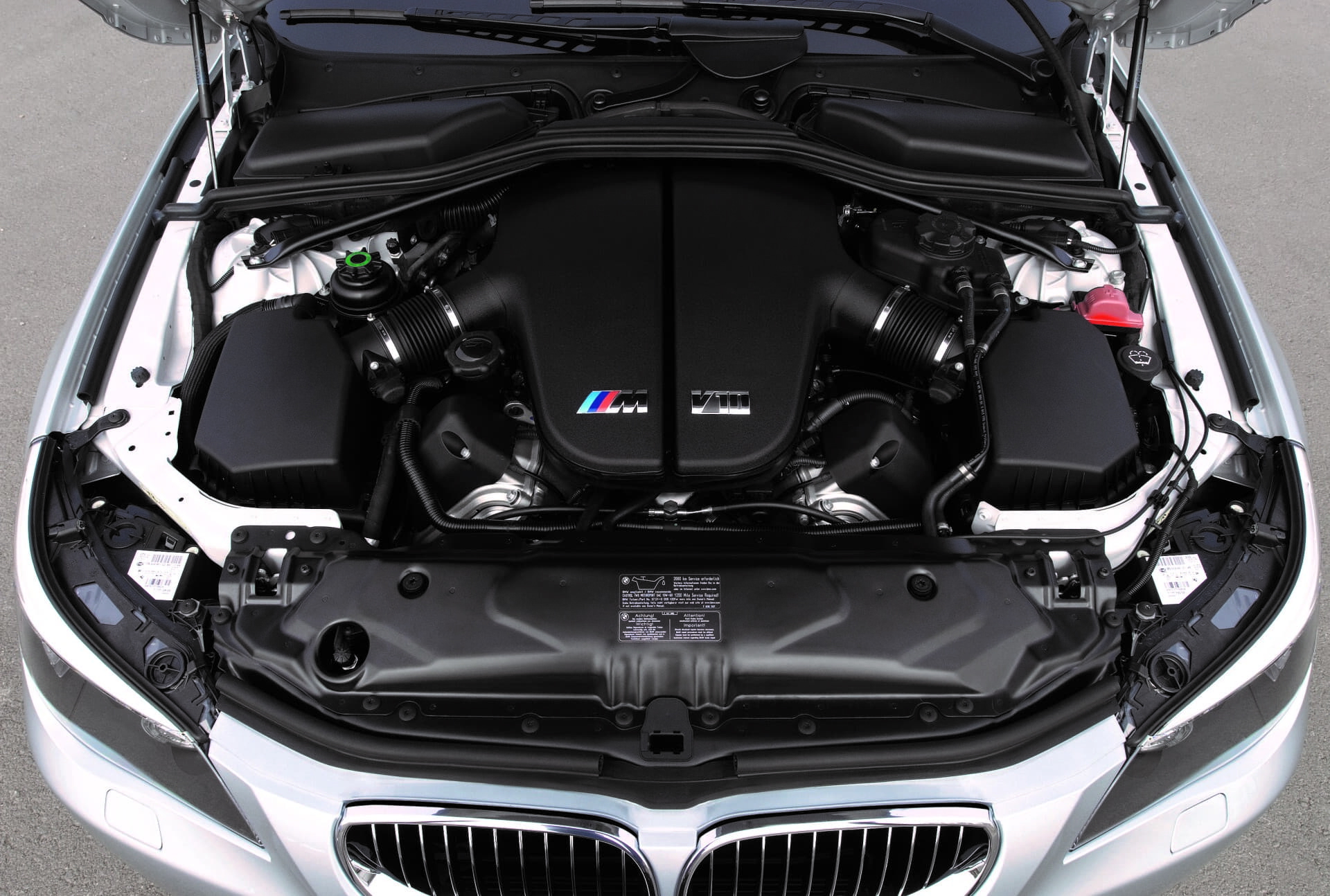 Bmw Serie 5 M5 E60 16 Motor